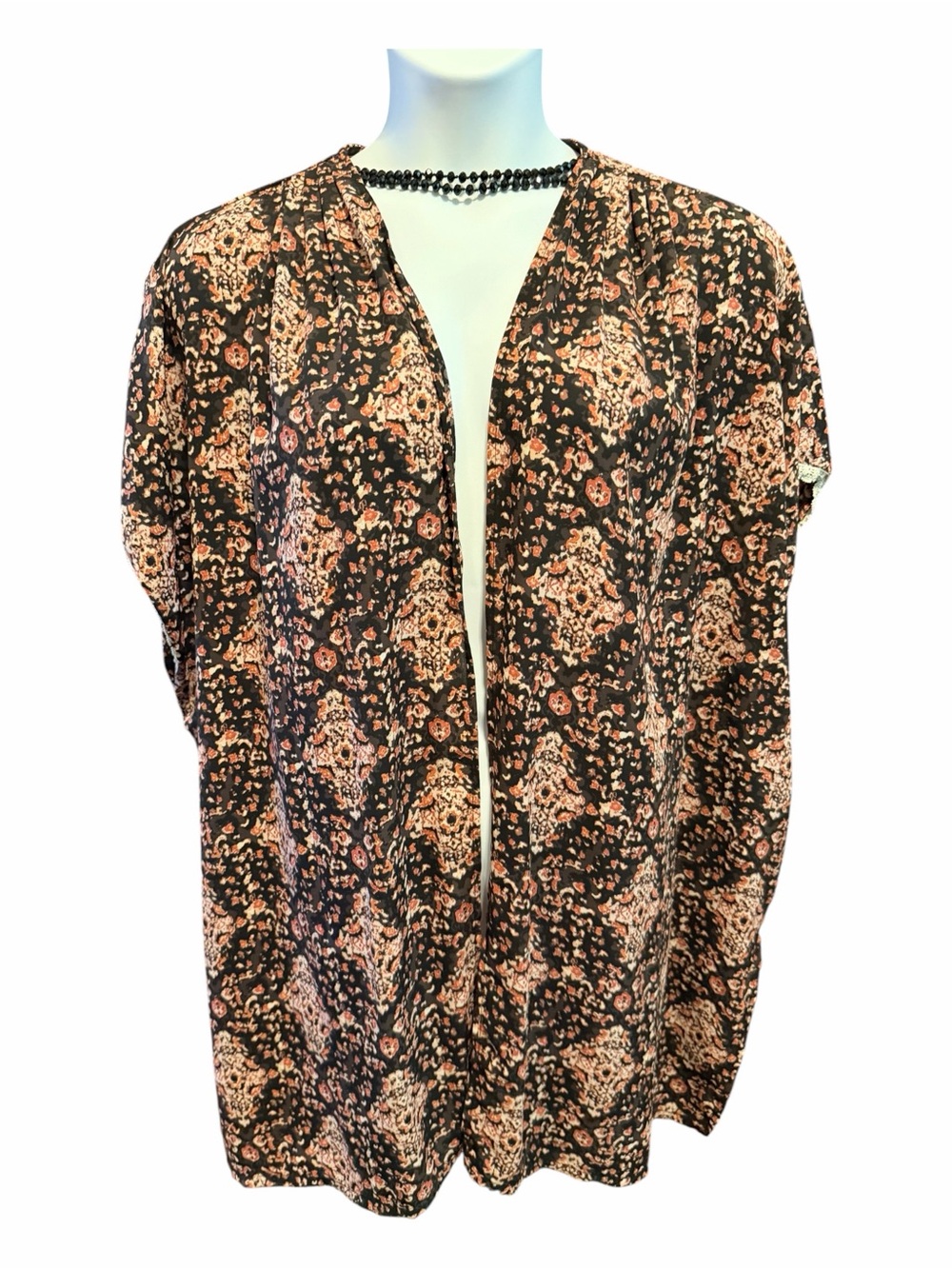 Maurices Black and Pink Floral Kimono Tunic